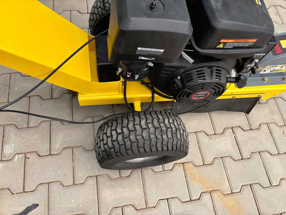 Nowy rozdrabniacz do pni frezarka Mocna duża, rozrusznik duże koła