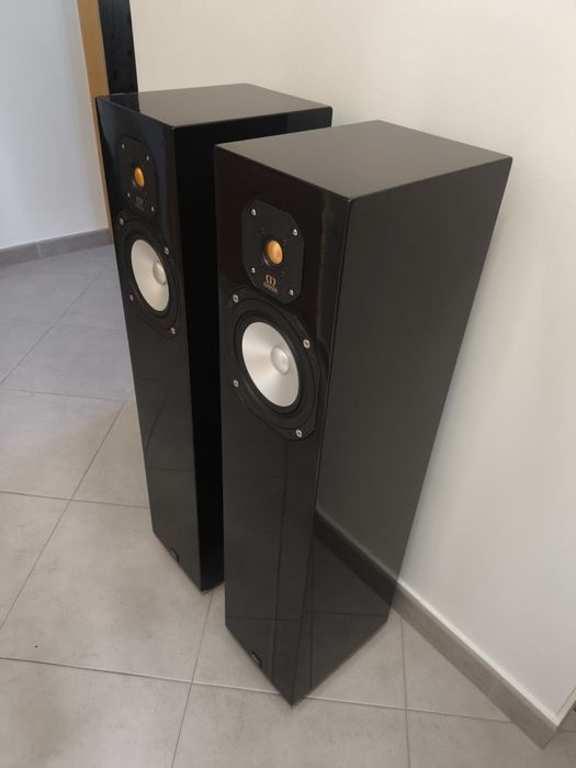 Colunas Monitor Audio Studio 20