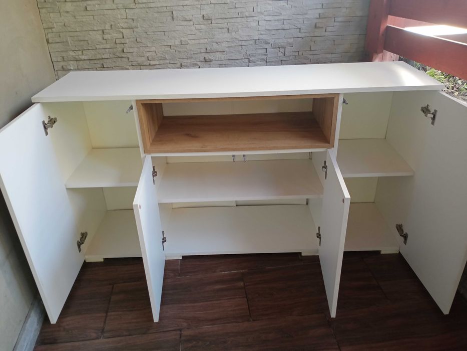 Komoda biała na sprzedaż