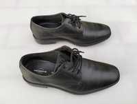 Eleganckie czarne buty na komunię, rozmiar 35