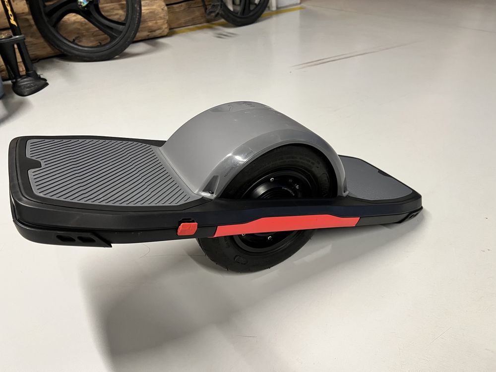 Deskorolka elektryczna (onewheel) Moby Roll