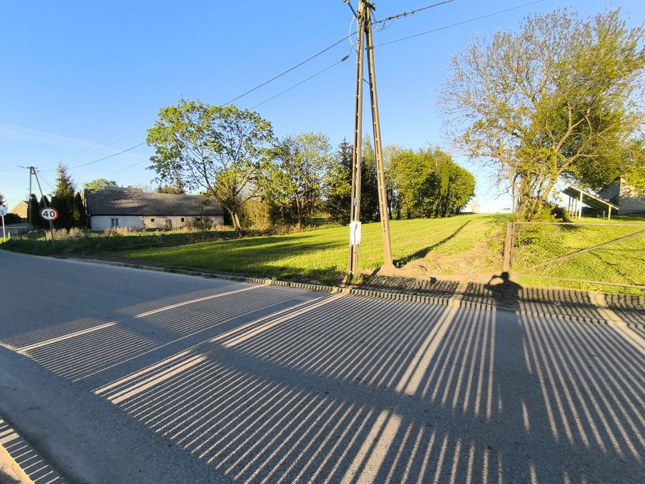 Działka budowlana w Prątnicy 15 ar z warunkami zabudowy.