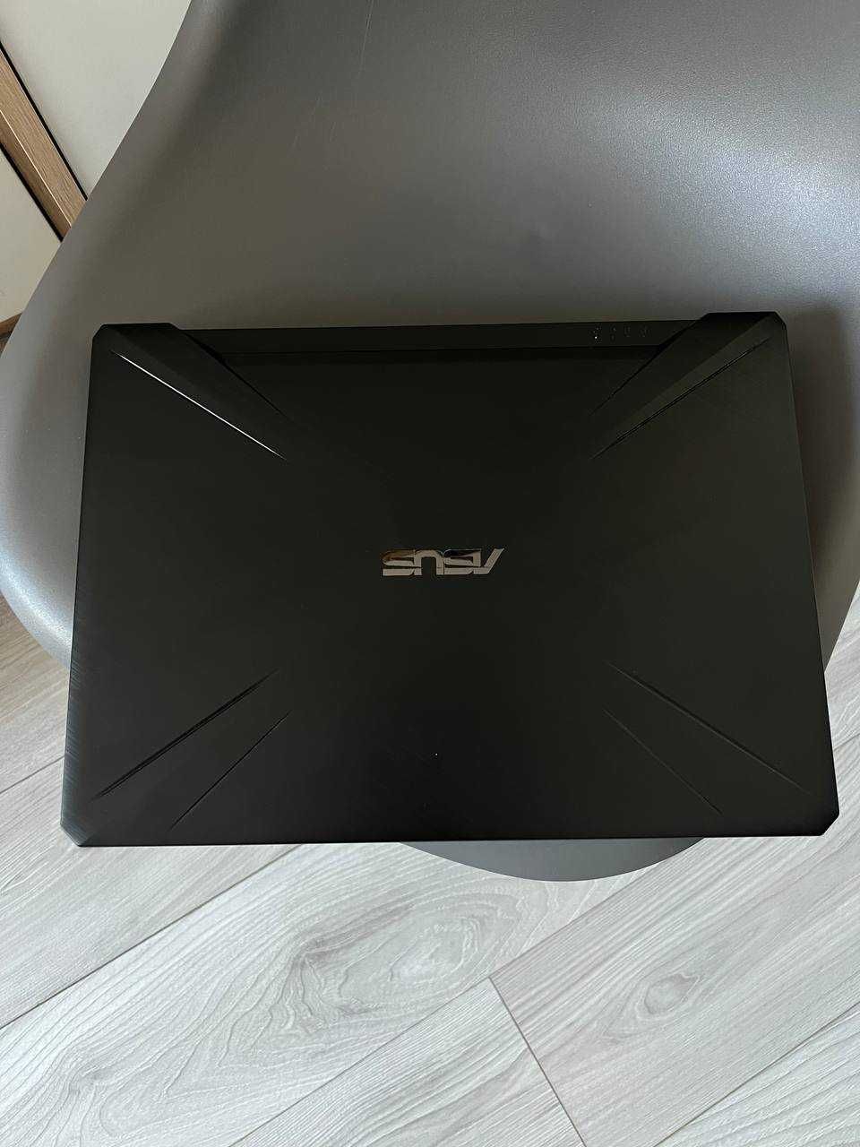Sprzedam Laptop gamingowy ASUS TUF Gaming FX505DV-HN279