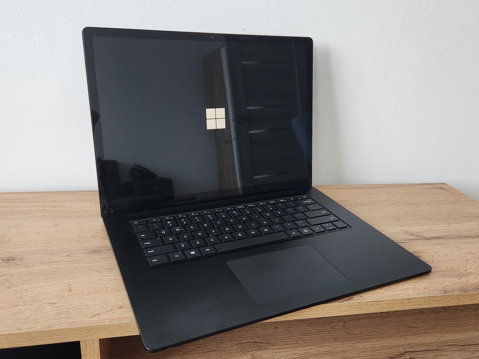 Microsoft Surface Laptop 3 Ryzen 7 3780U 16GB RAM 512GB SSD Touch "15