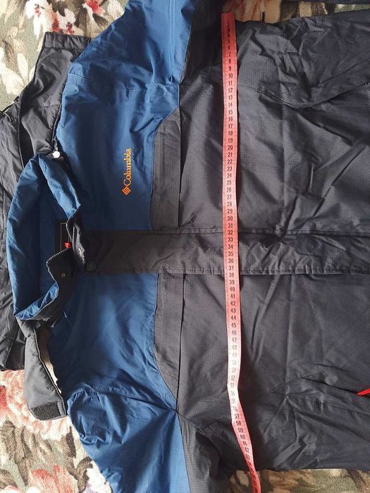 зимова куртка колумбія