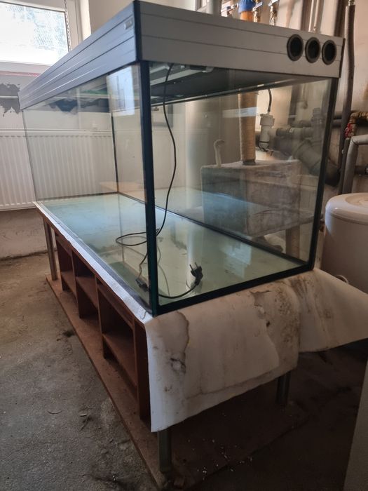 Akwarium 600l z pokrywą