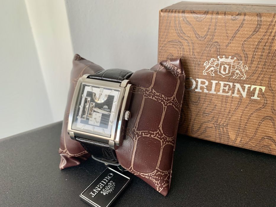 Чоловічий годинник Orient HAD004B0