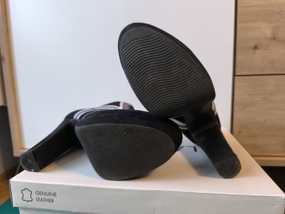 Buty obcasie koturnie wysokiej botki roz 41