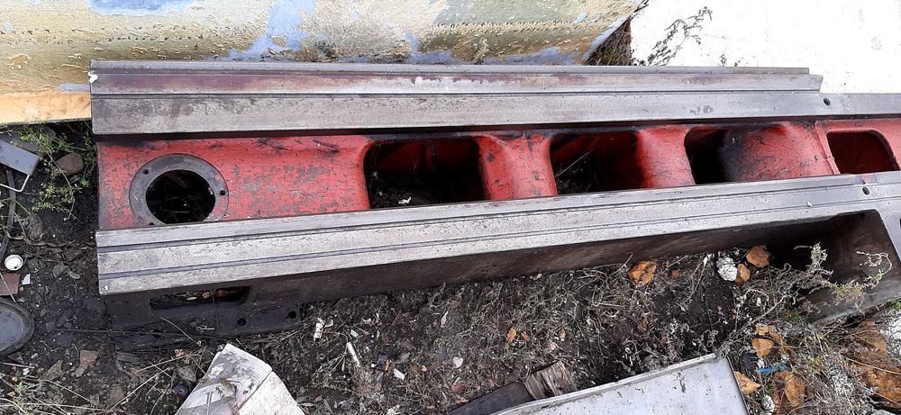 Станина токарного станка 16к20