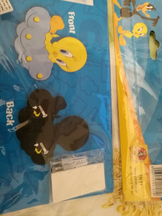 Nowy wieszak Tweety / na ubrania dziecka, zabawki / prezent na Mikołaj