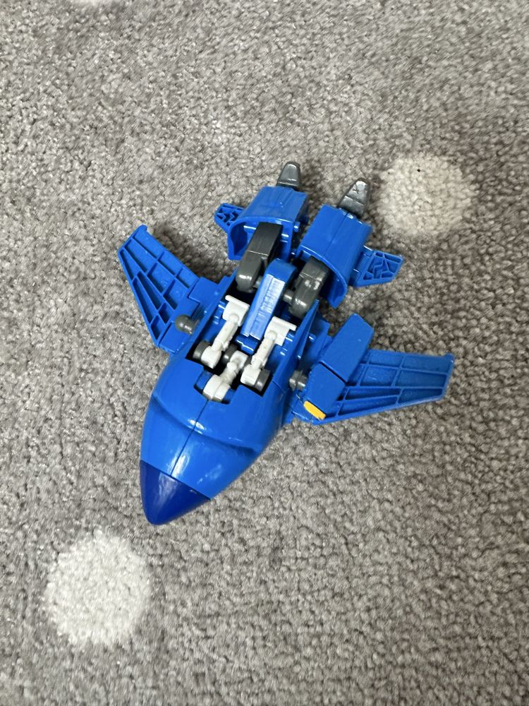Samolot robot Superwings