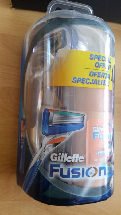 NOWY Zestaw Gillette Fusion + wkłady ( nożyki)+żel+balsam