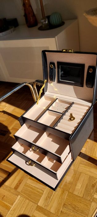 Nowy zestaw prezentowy szkatuła kuferek +organizer na biżuterię czarny