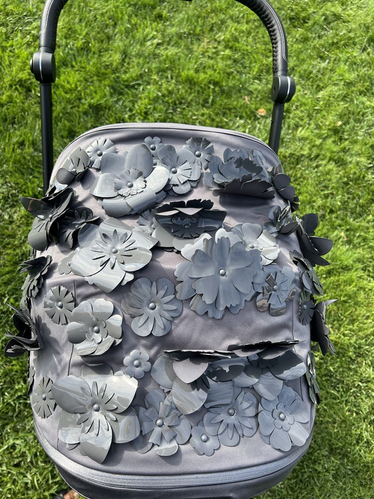 Cybex Mios Simply flowers grey 2.0
