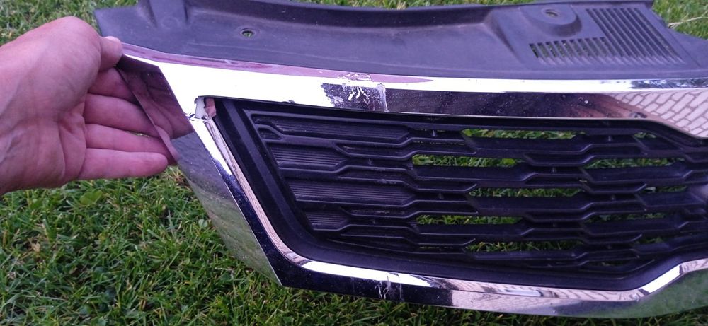 Декоративна решітка Kia Ceed 2011