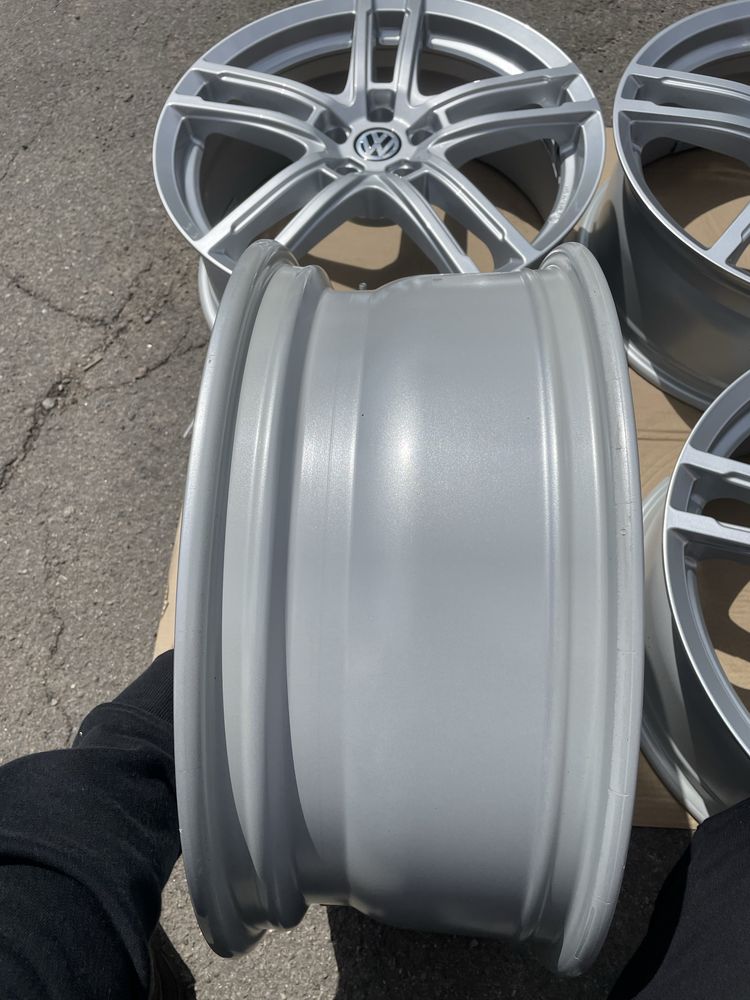 Диски R19 5/112 7,5J ET32 Volkswagen/ Audi/ Skoda /Mercedes/ BMW