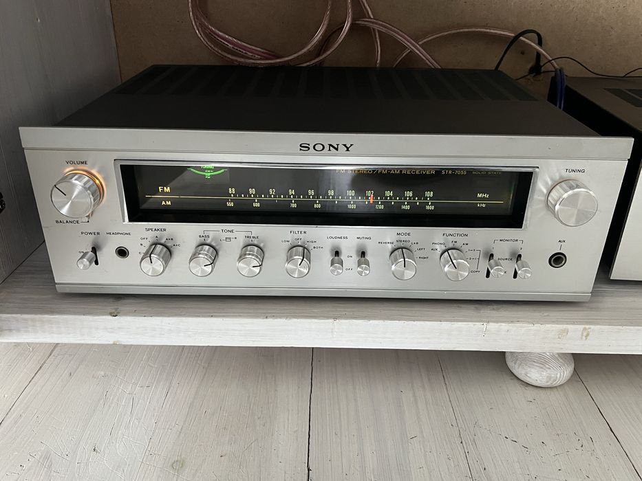 Продам ресівер Sony str-7055