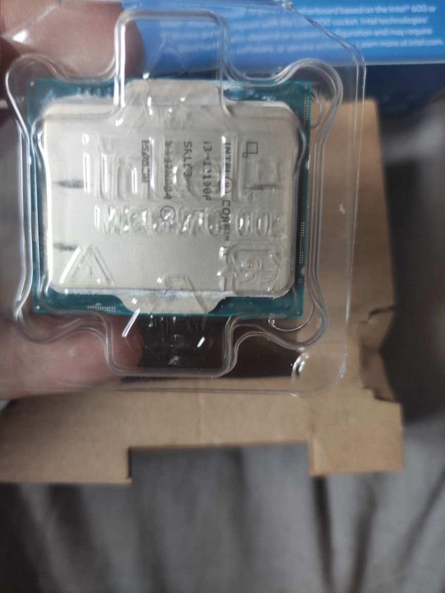 Procesor Intel core i3 12100f