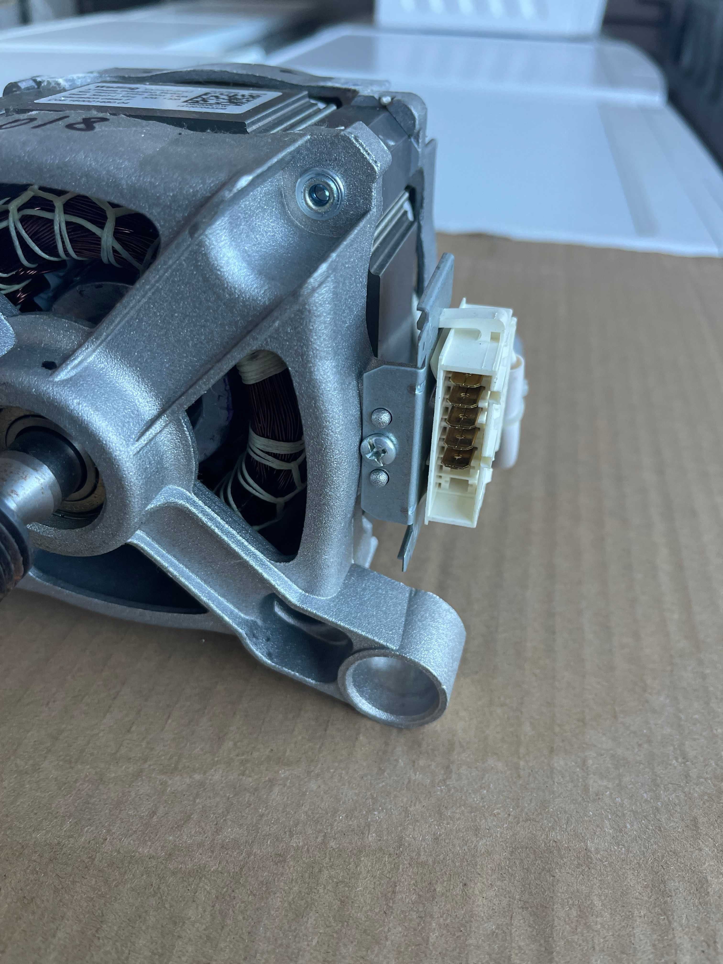 Silnik Welling YXT220-2F