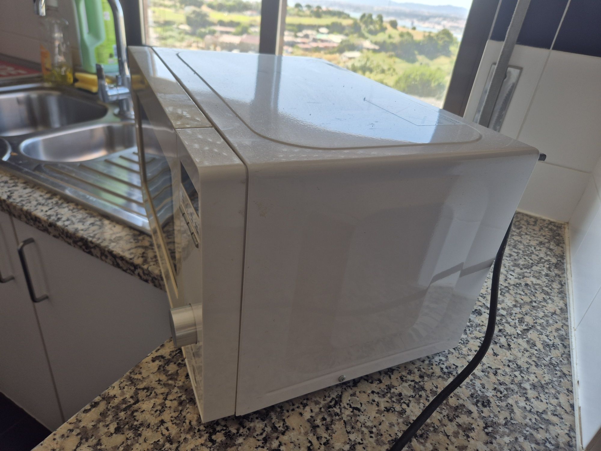 Microondas marca Teka