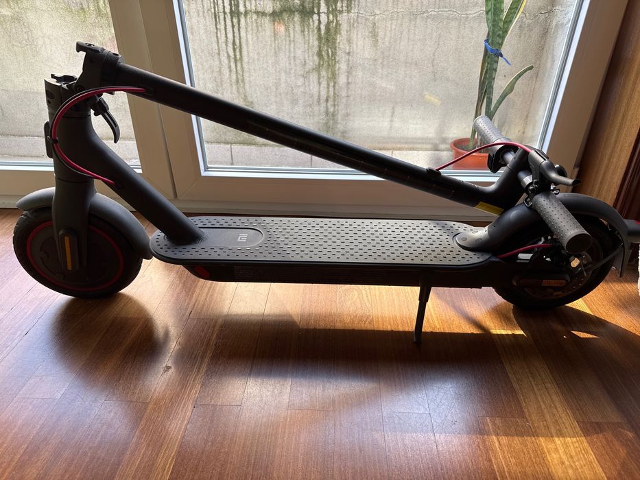 Mi Electric Scooter Pro 2