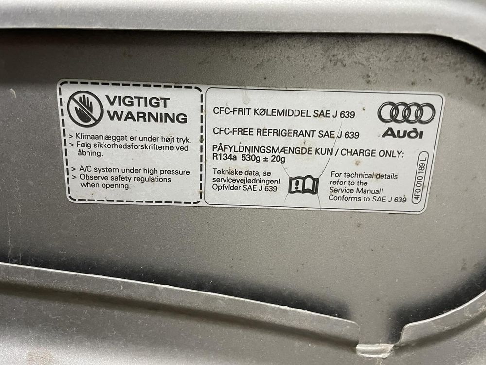 Капот Ауді А6 С6 Audi A6 C6