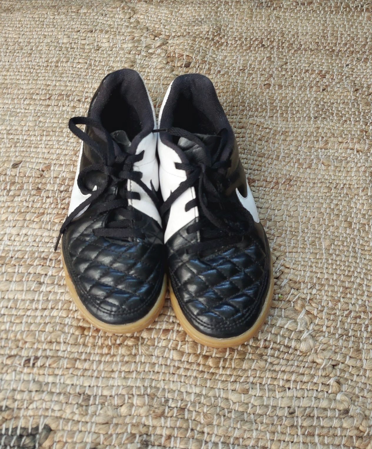 Halówki Nike Tiempo 31,5