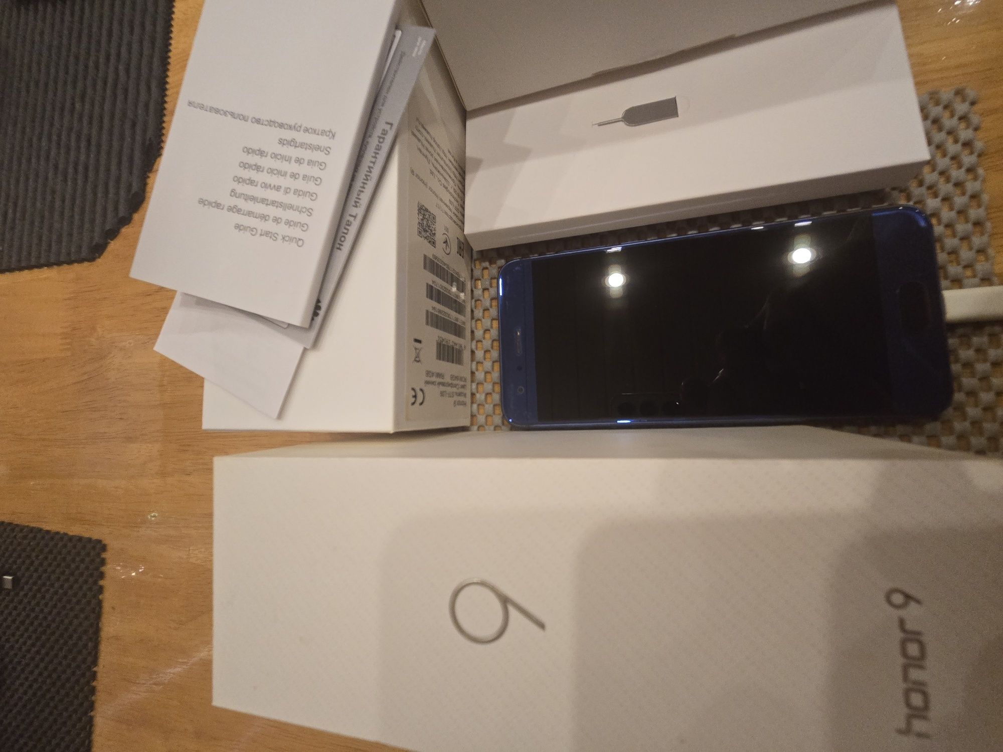 Продам Honor 9 , STF-L09
