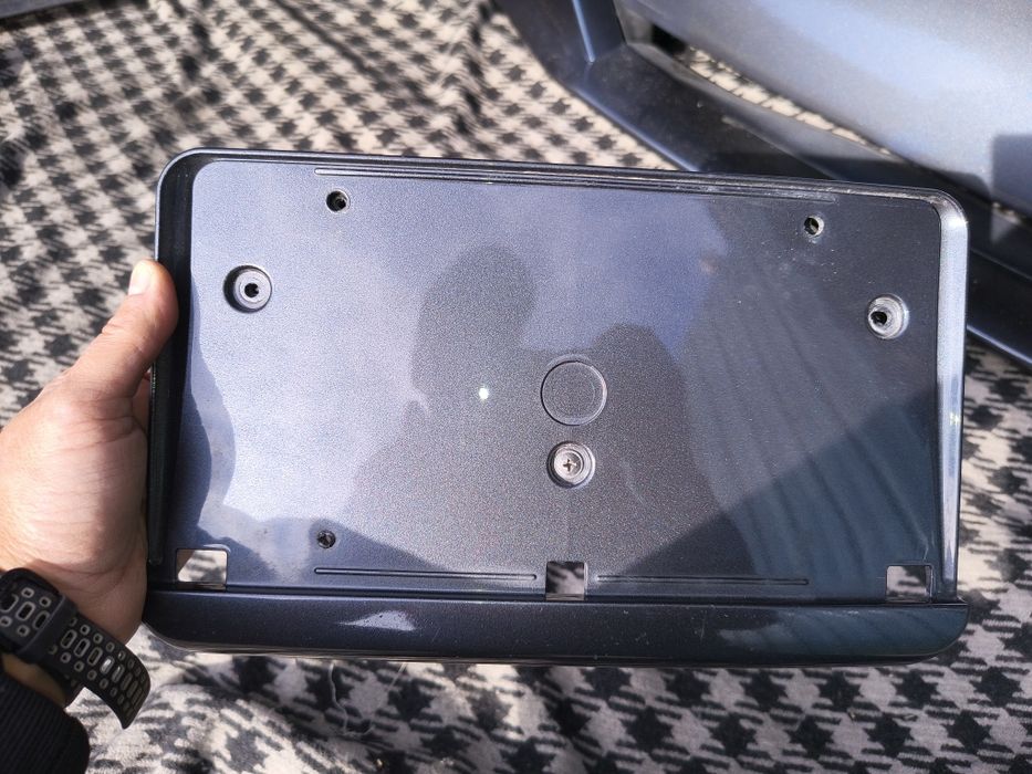 Рамка, Подіум під номер Tesla model S