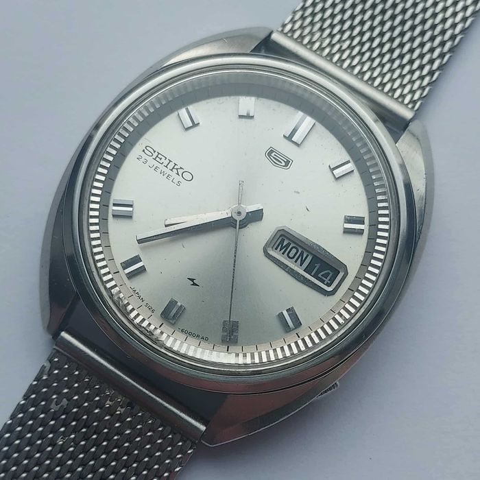 Seiko 5 Automatic Daini