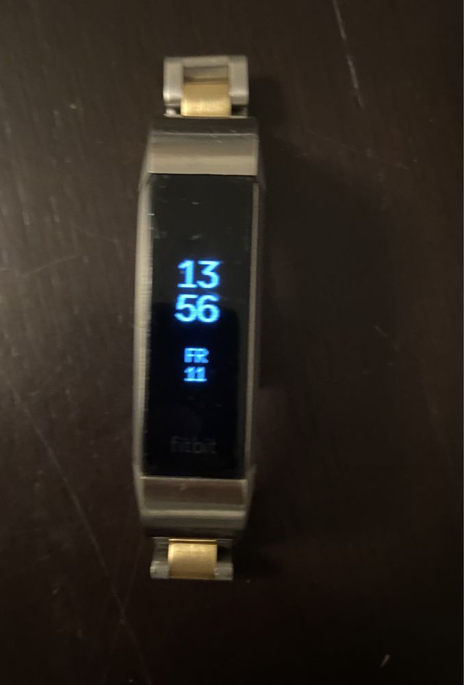 Relógio Fitbit Alta HR