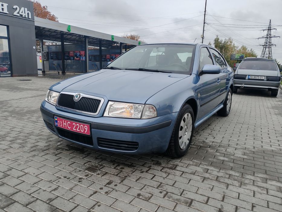 Skoda Octavia Tour 1.6 mpi бензин. 2007 рік