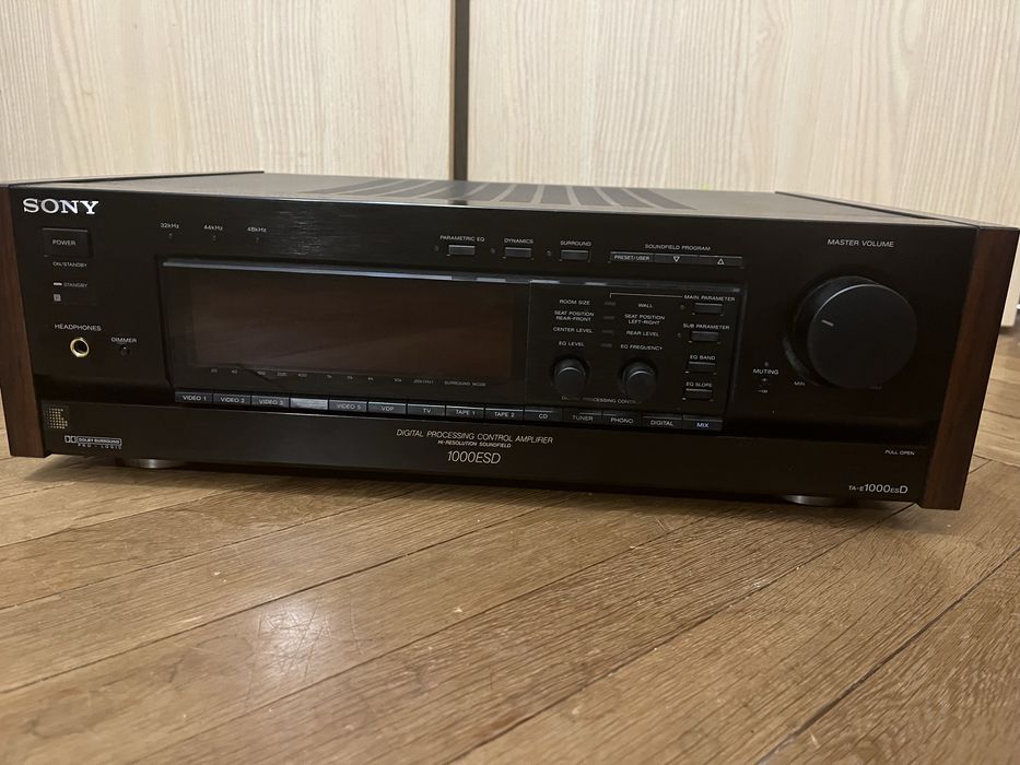 Przedwzmacniacz Sony TA-E1000ESD