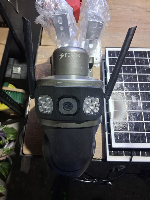 Podwójna kamera zewnętrzna obrotowa Fortis SV-CAM 4.0 Solar Dual Lens