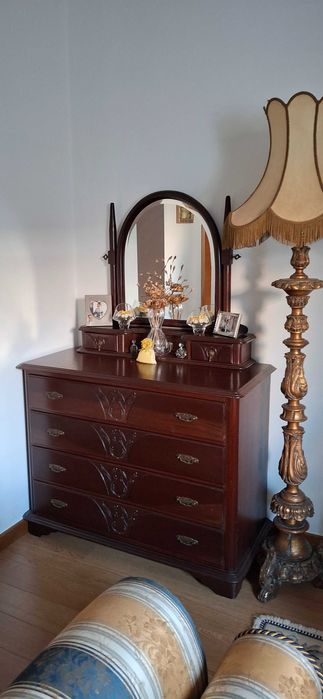 Mobília Quarto Mogno