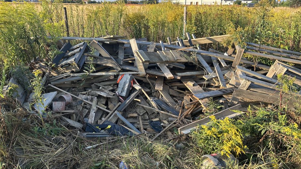 Oddam drewno po budowie. Odbiór własny.