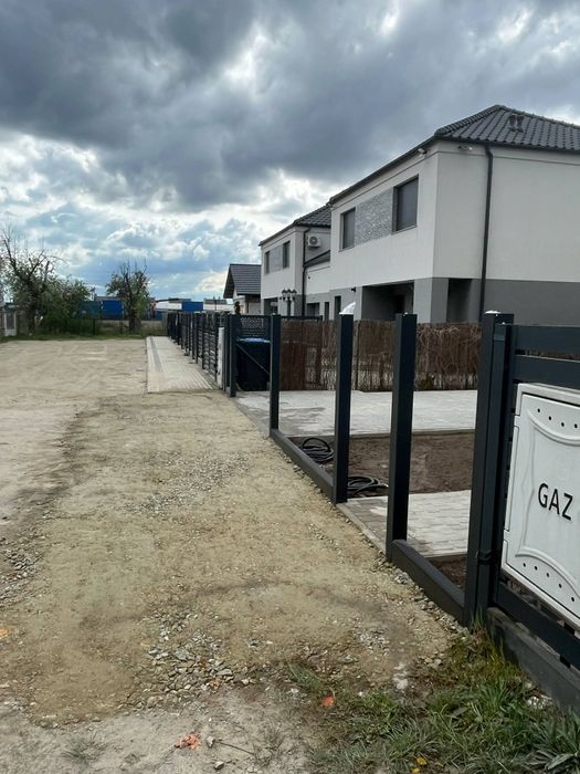 Słupki ogrodzeniowe, bramowe 100x100x3. Ocynk ogniowy, malowane.