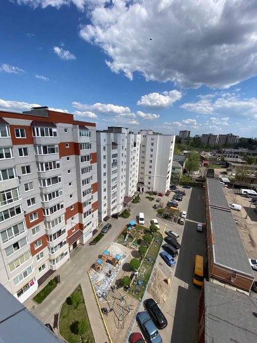 Продаж 2к квартири Південно-Захід SL