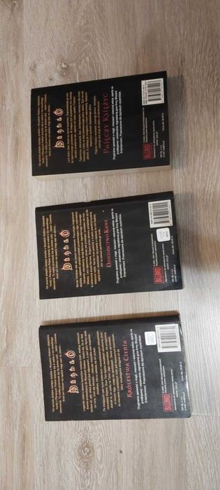 Diablo Książki - pierwsze powieści
