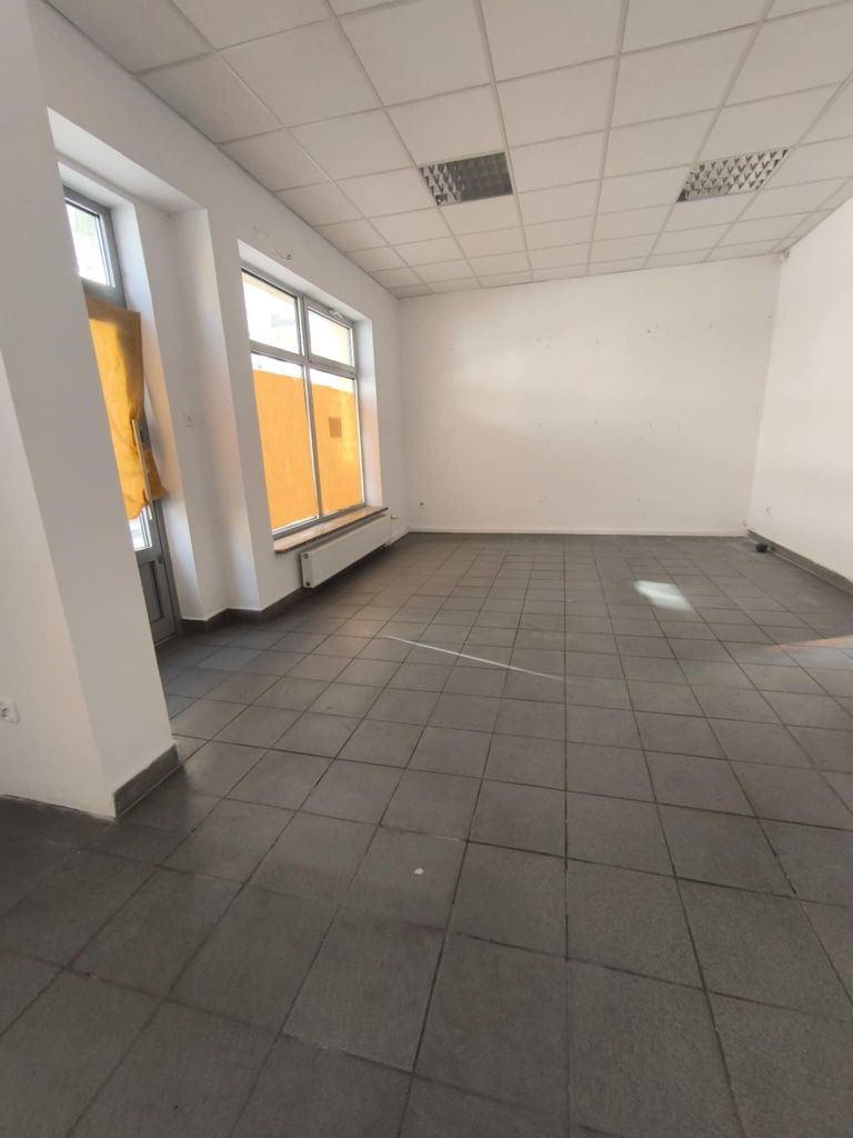 Sprzedam lokal handlowo-usługowy ul.Lwowska 56/8, Tomaszów lubelski