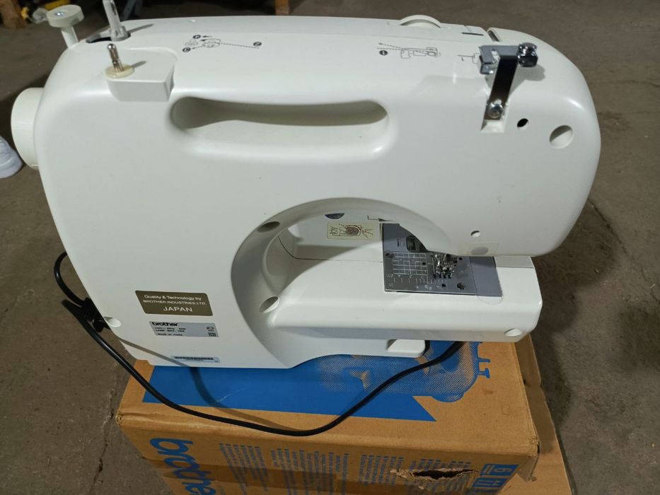 Швейная машина BROTHER XL 2140