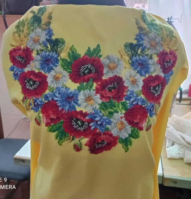 Заготовка для сукні вишита нитками