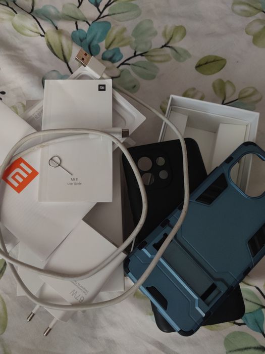 Xiaomi Mi 11 8+4/256gb - продаж/обмін