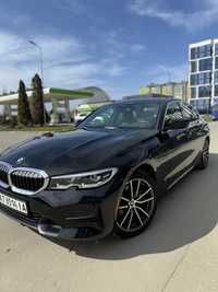 Автомобіль BMW 330i xDrive