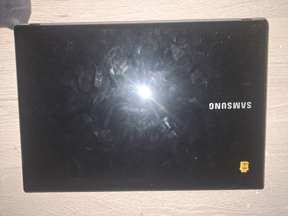 Продам ноутбук Samsung rv408