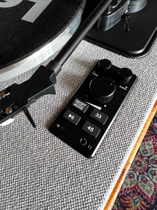 Вініловий програвач Lenco ls-440gy