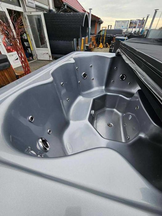 Balia bania jacuzzi ogrodowa akryl hydro aero spa opalana drewnem hot