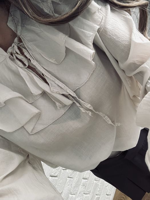 100% bawelna koszula z falbanką  lekka delikstma dla skóry