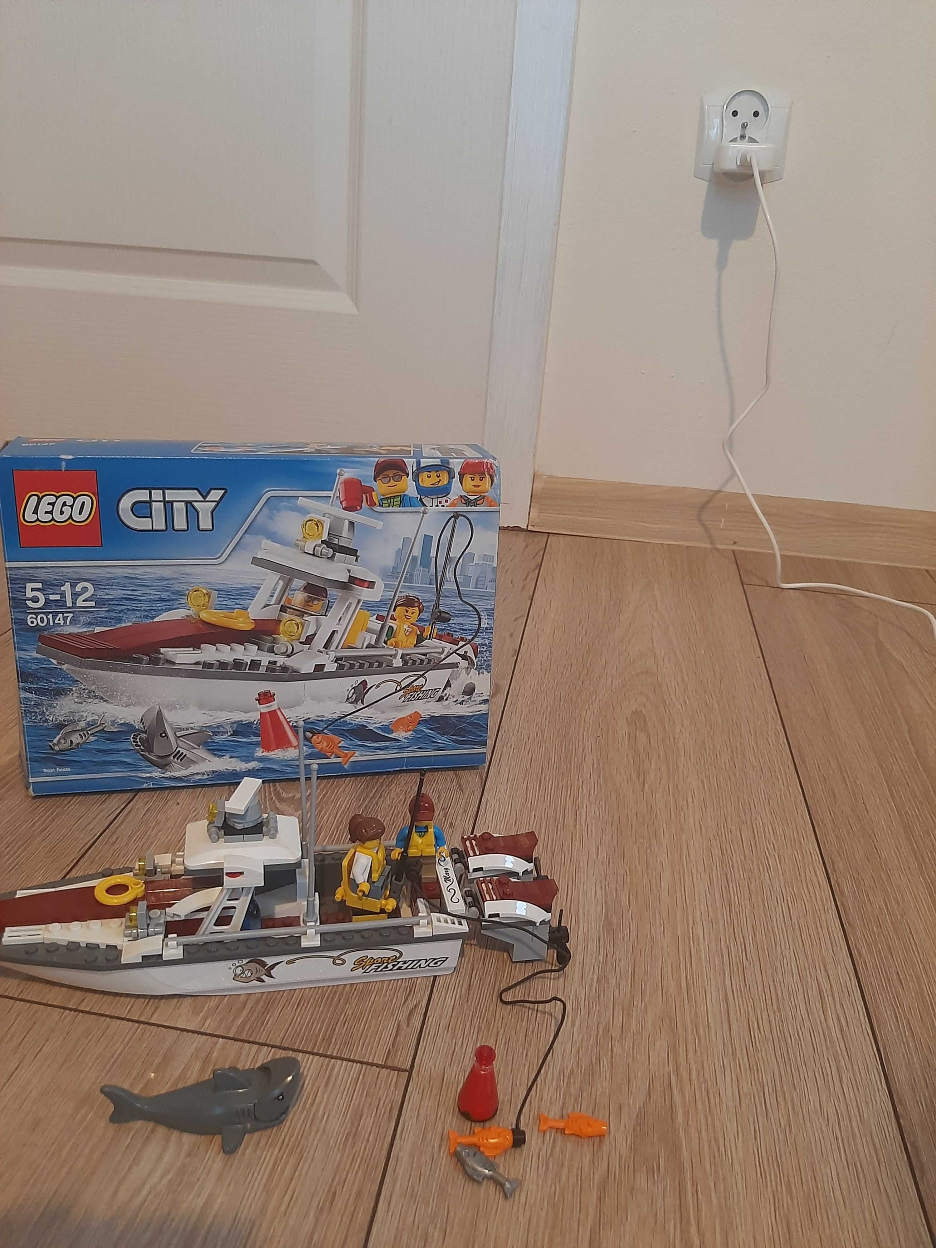 LEGO City 60147 Łódź rybacka