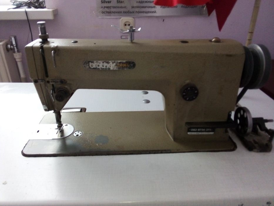 Швейна промислова машина Brother (Японія)